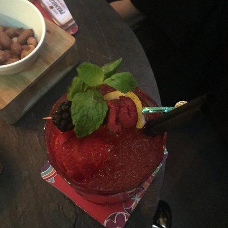 The Hungry Monkey Pub & Cocktail Lounge